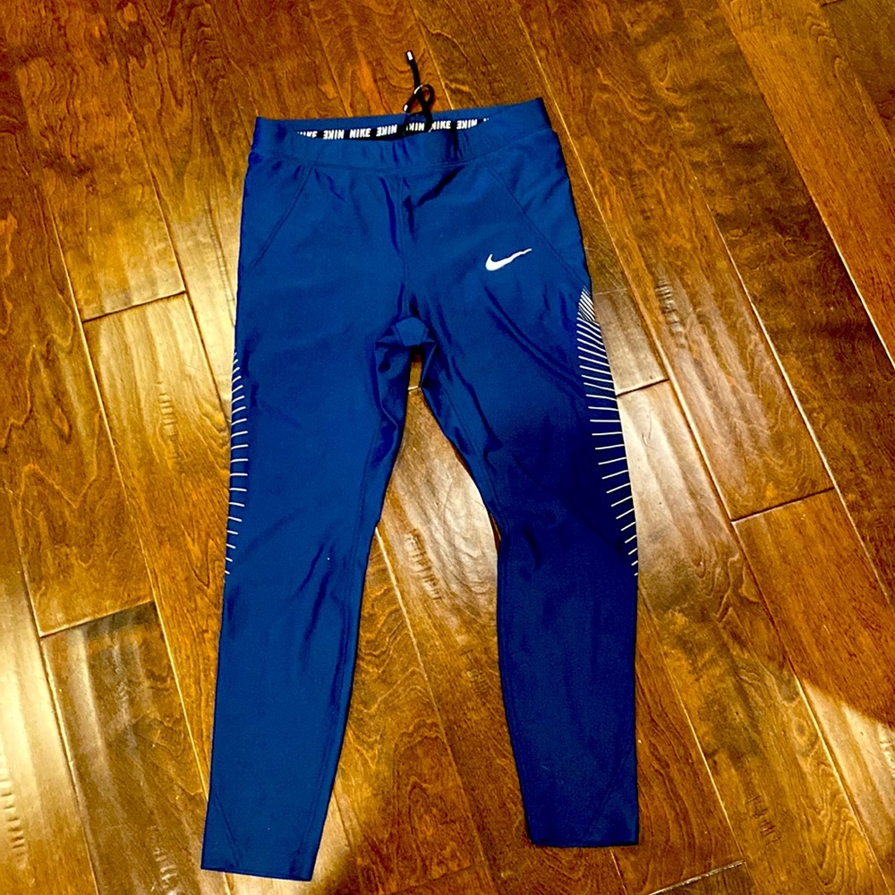 Nike leggings
